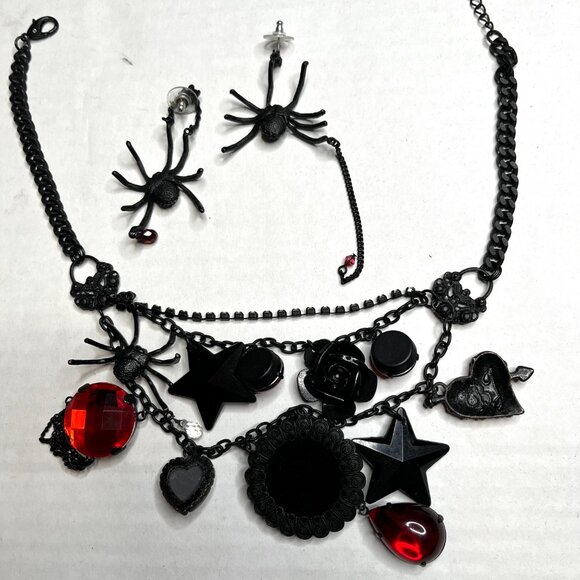 Vintage Betsey Johnson Spiderweb Necklace Set Charm Earrings Gothic Halloween - Picture 12 of 12